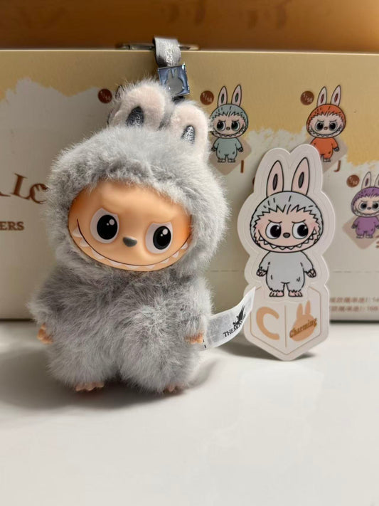 Popmart pin for love labubu Letter "C"