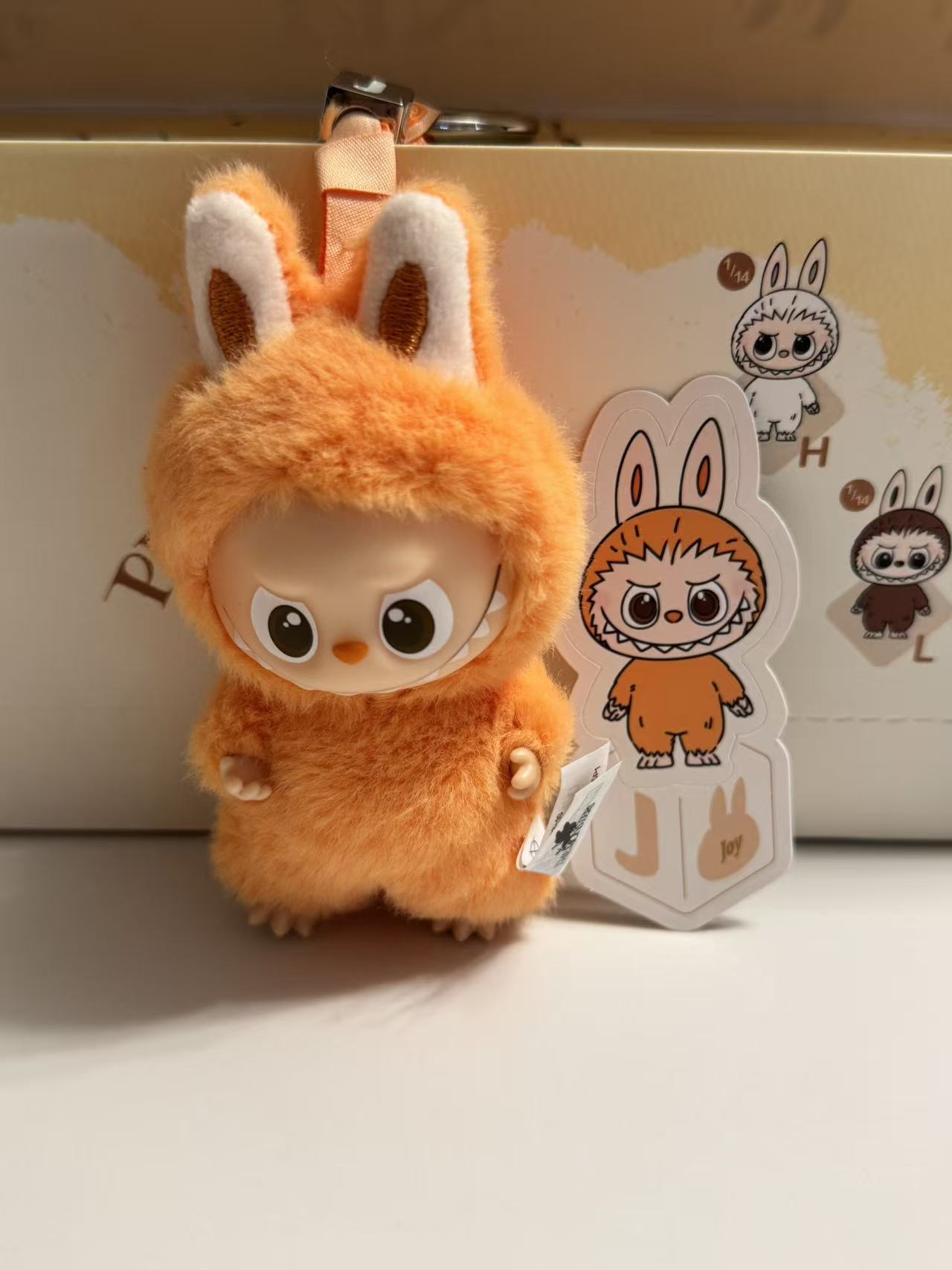 Popmart pin for love labubu Letter "J"